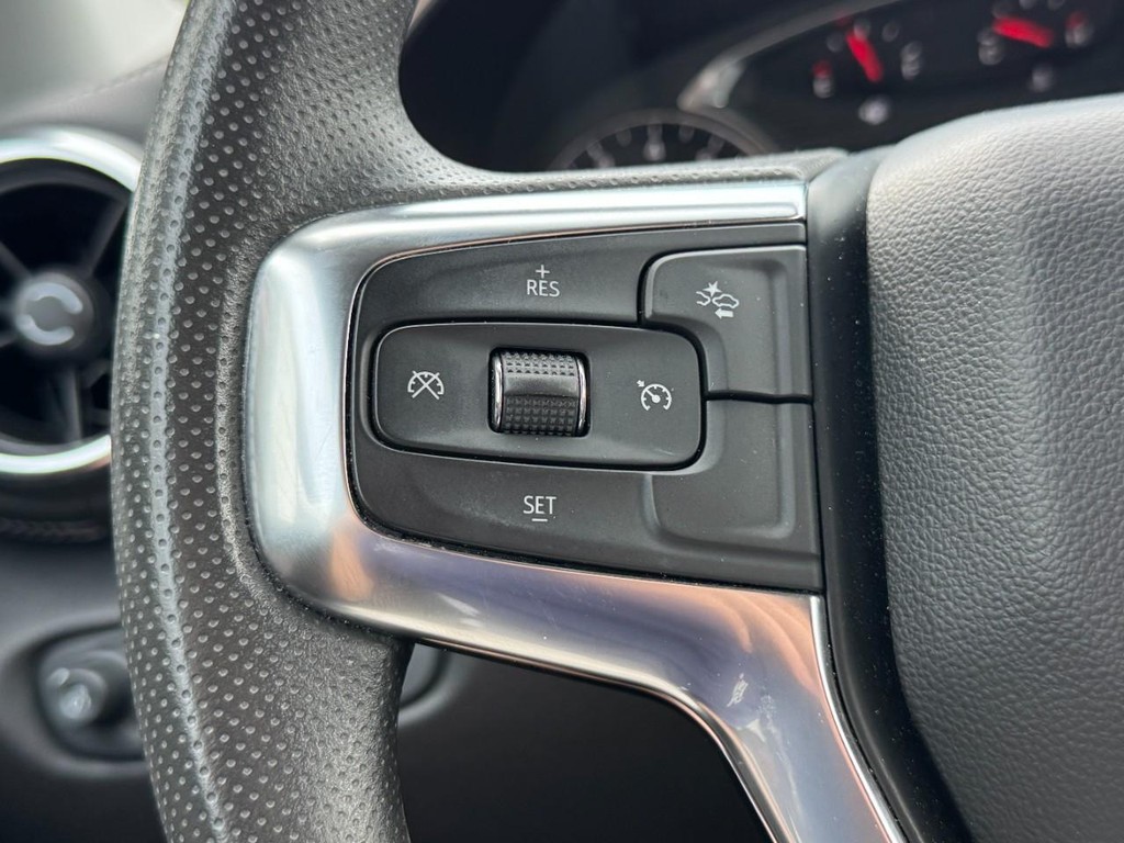 Chevrolet Blazer Vehicle Full-screen Gallery Image 16