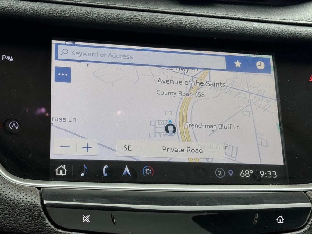 Cadillac XT5 Vehicle Full-screen Gallery Image 23