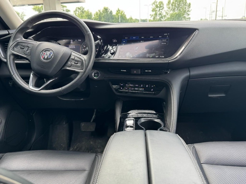 Buick Envision Vehicle Full-screen Gallery Image 11