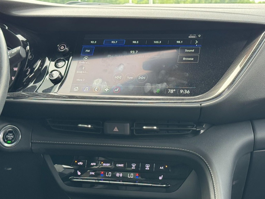 Buick Envision Vehicle Full-screen Gallery Image 13