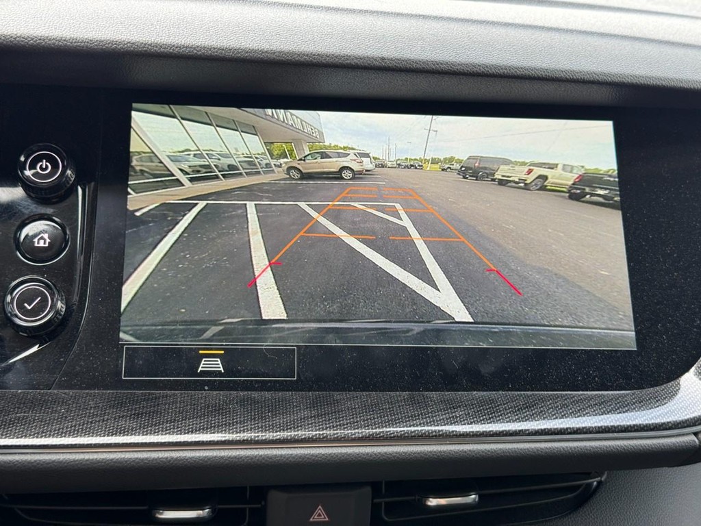 Buick Envision Vehicle Full-screen Gallery Image 21