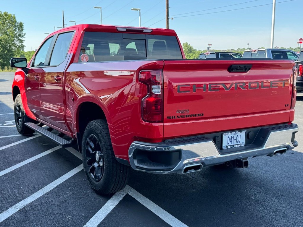 Chevrolet Silverado 1500 Vehicle Full-screen Gallery Image 07