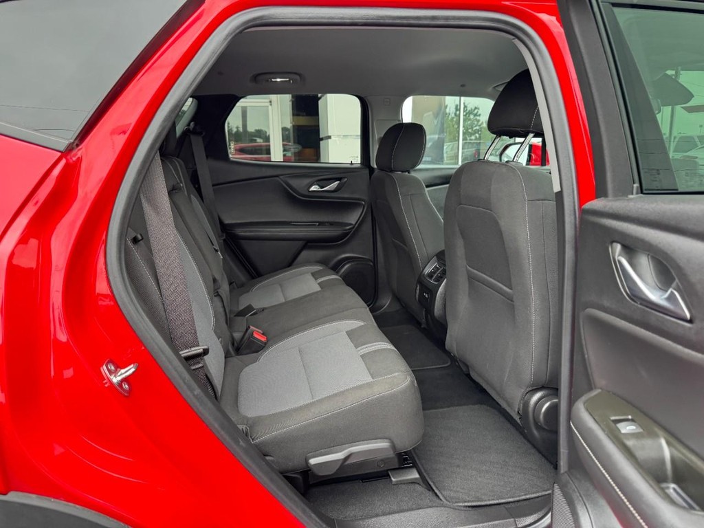 Chevrolet Blazer Vehicle Full-screen Gallery Image 10
