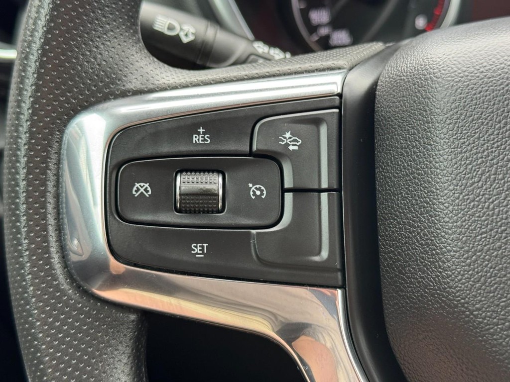 Chevrolet Blazer Vehicle Full-screen Gallery Image 16