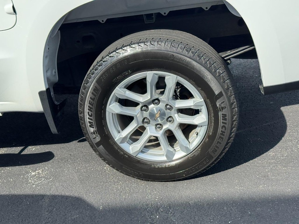 Chevrolet Silverado 1500 Vehicle Full-screen Gallery Image 07
