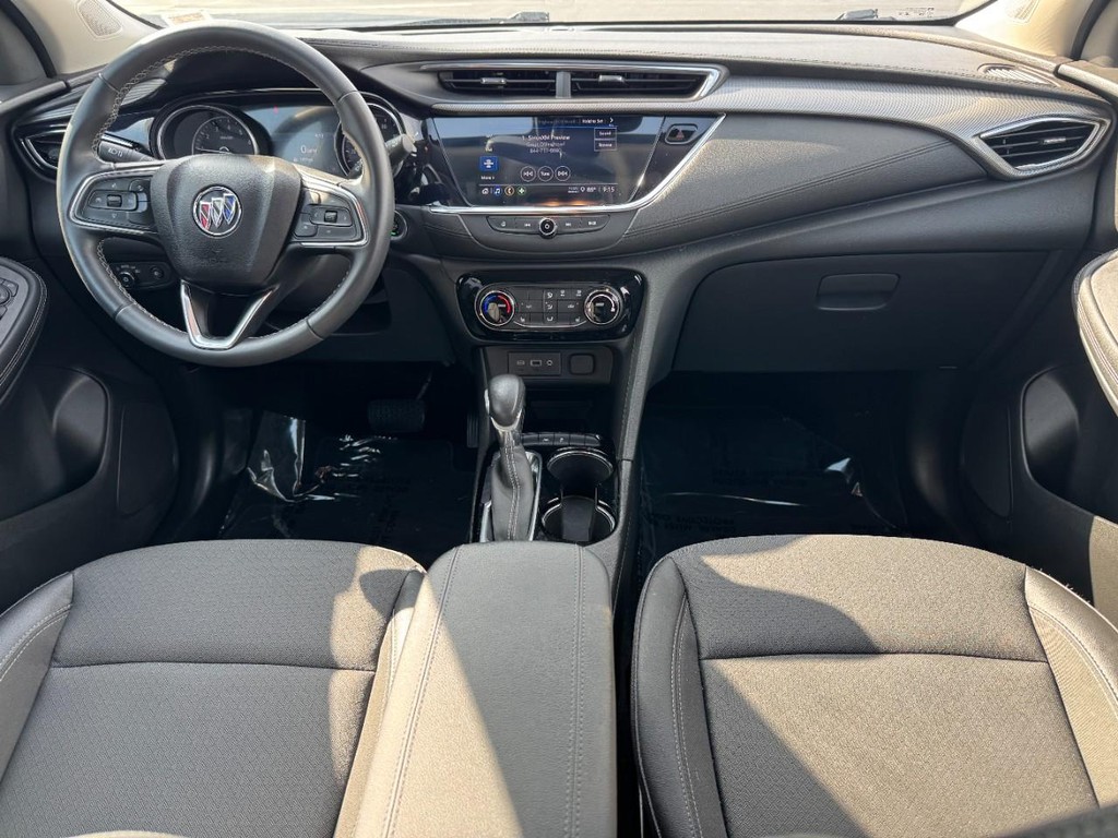 Buick Encore GX Vehicle Full-screen Gallery Image 11