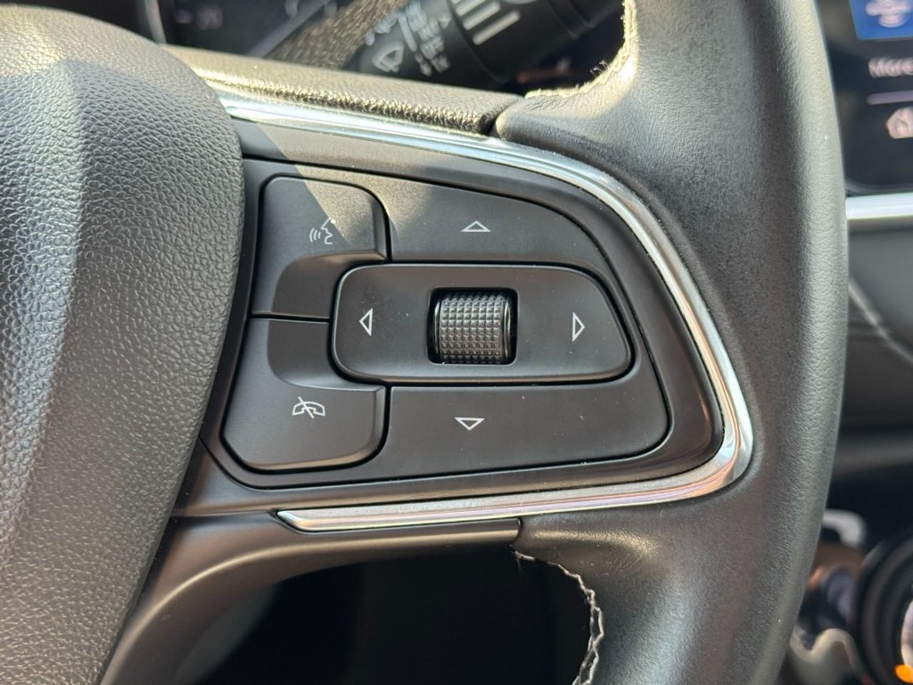Buick Encore GX Vehicle Full-screen Gallery Image 17