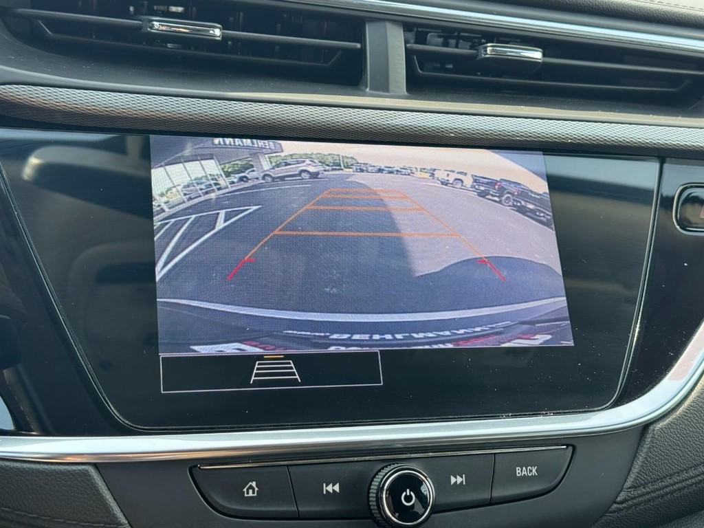 Buick Encore GX Vehicle Full-screen Gallery Image 20