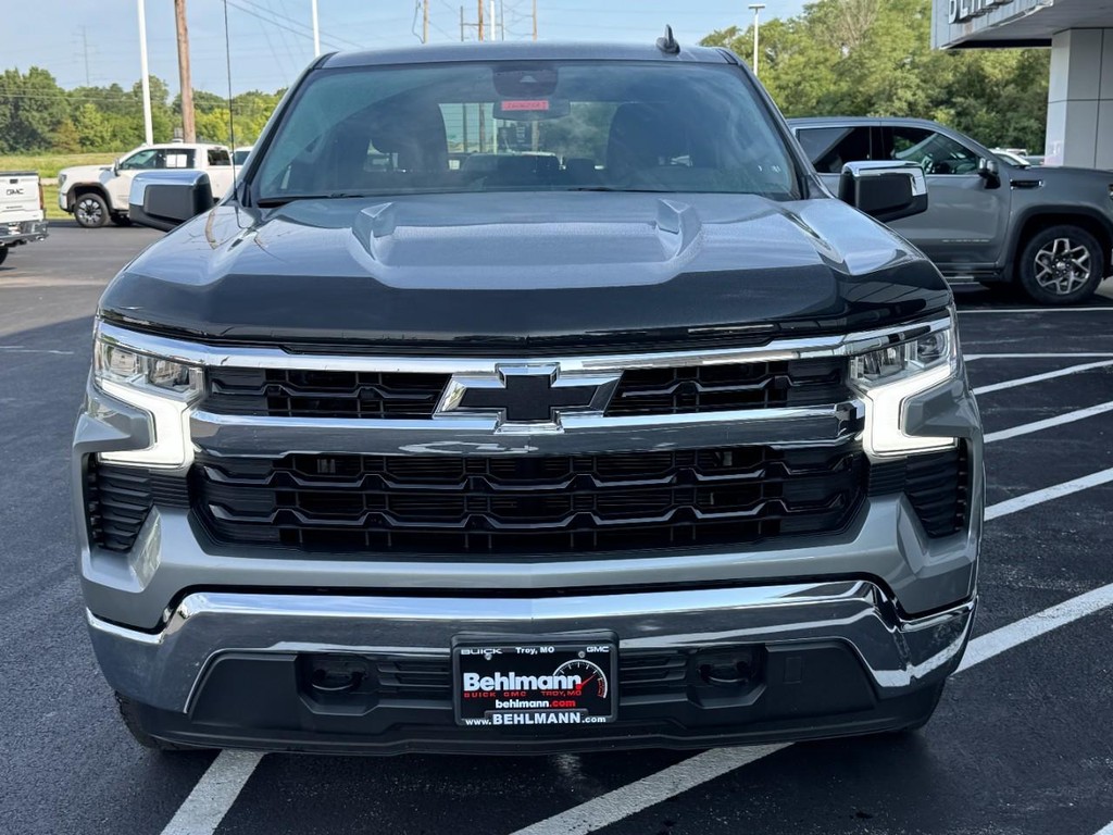 Chevrolet Silverado 1500 Vehicle Full-screen Gallery Image 09