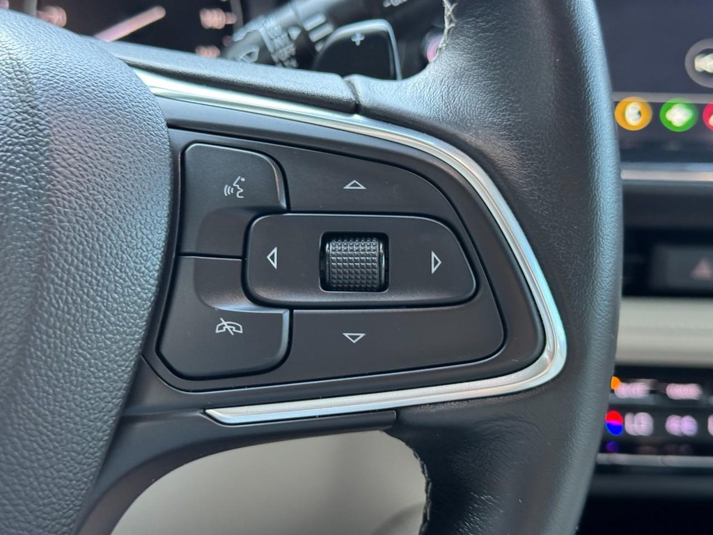Buick Envision Vehicle Full-screen Gallery Image 17