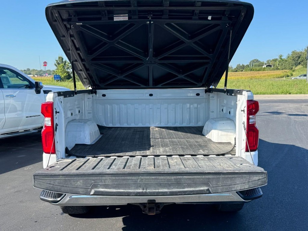 Chevrolet Silverado 1500 Vehicle Full-screen Gallery Image 05