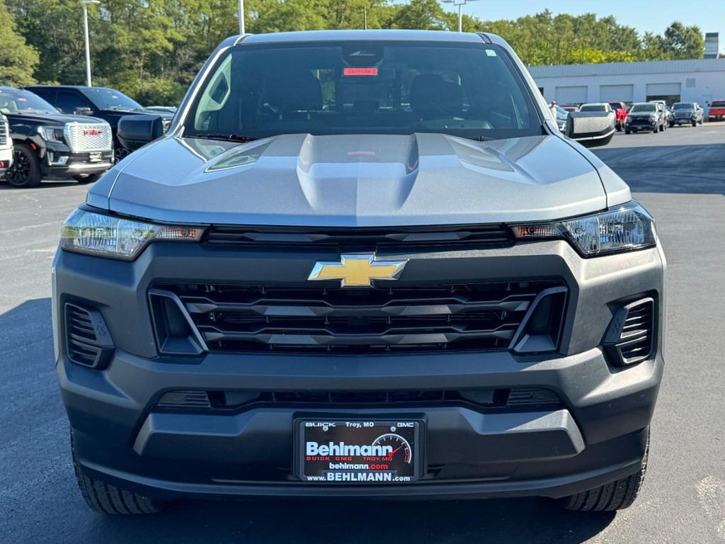 Chevrolet Colorado Vehicle Full-screen Gallery Image 09