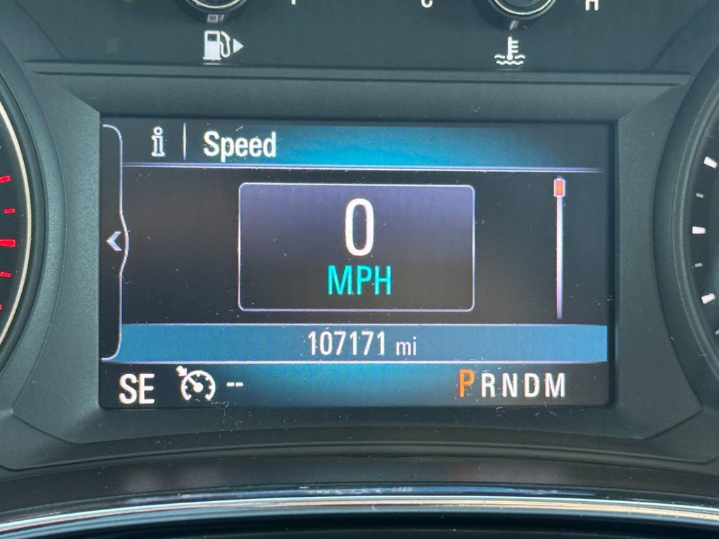 Buick Encore Vehicle Full-screen Gallery Image 18