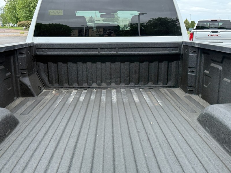 Chevrolet Silverado 2500HD Vehicle Image 05