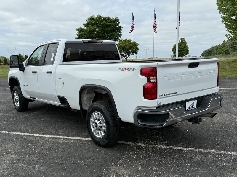 Chevrolet Silverado 2500HD Vehicle Image 06