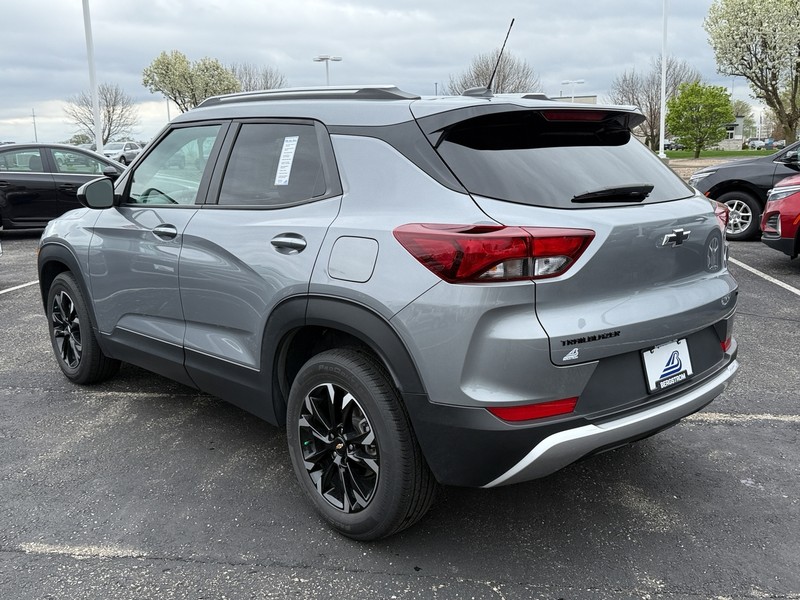 Chevrolet Trailblazer Vehicle Image 06
