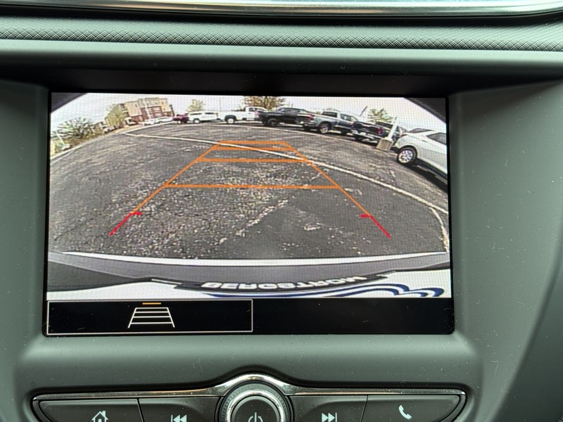 Chevrolet Trailblazer Vehicle Image 19