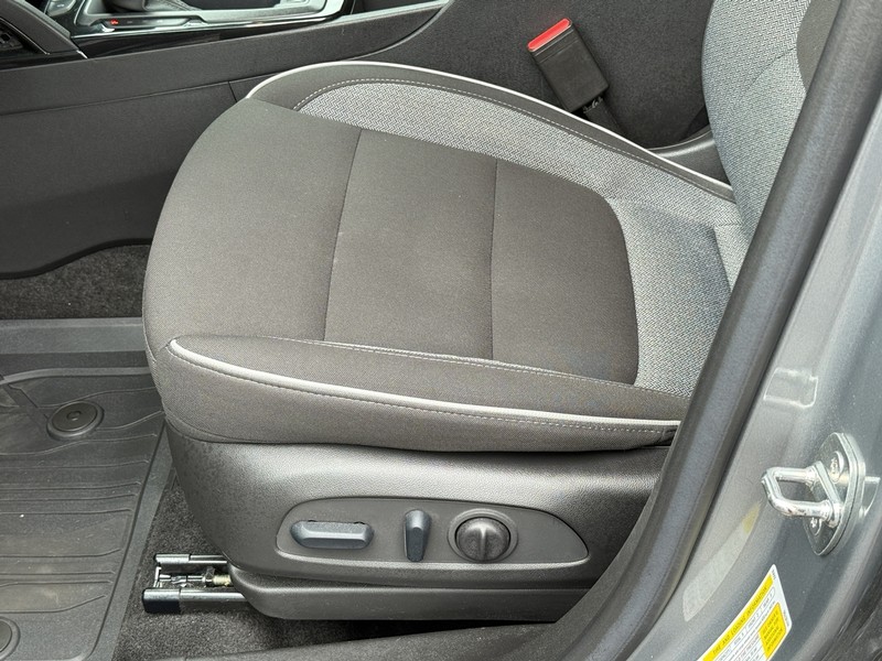 Chevrolet Trailblazer Vehicle Image 22