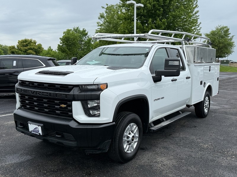 Chevrolet Silverado 2500HD Vehicle Image 08