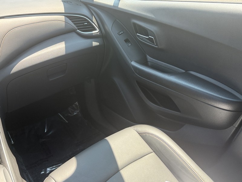 Chevrolet Trax Vehicle Image 15