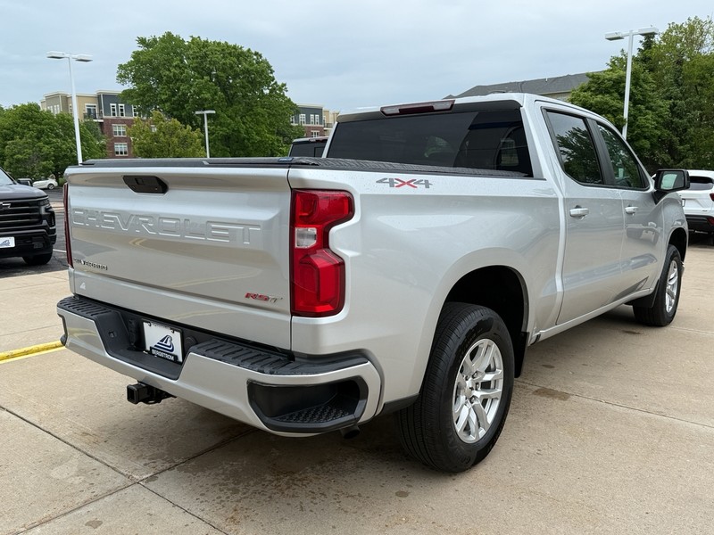 Chevrolet Silverado 1500 Vehicle Image 03