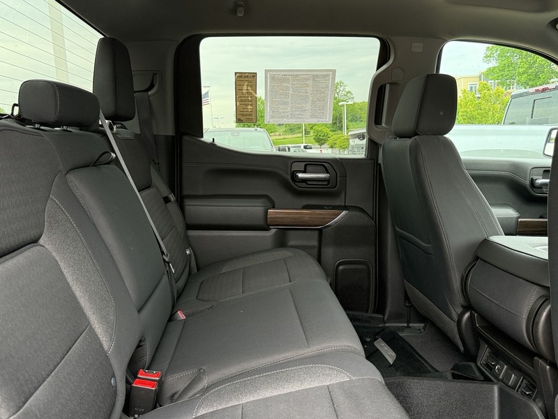 Chevrolet Silverado 1500 Vehicle Image 10