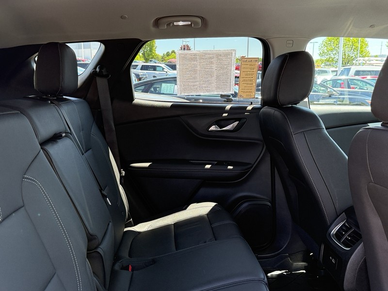 Chevrolet Blazer Vehicle Image 10