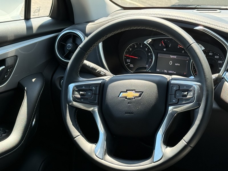 Chevrolet Blazer Vehicle Image 14