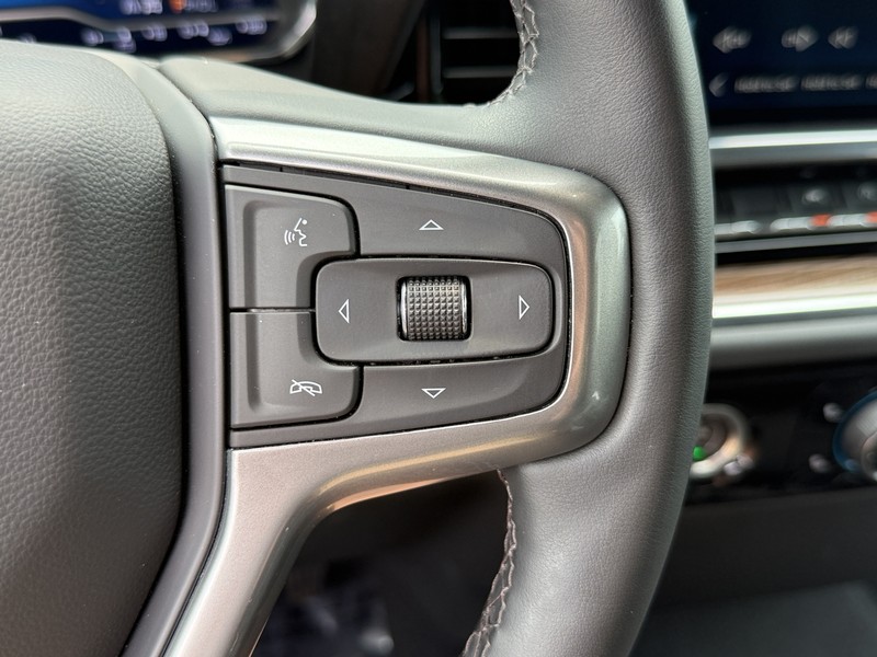Chevrolet Silverado 1500 Vehicle Image 16