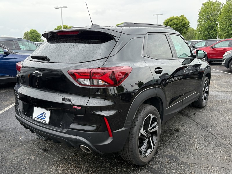 Chevrolet Trailblazer Vehicle Image 03