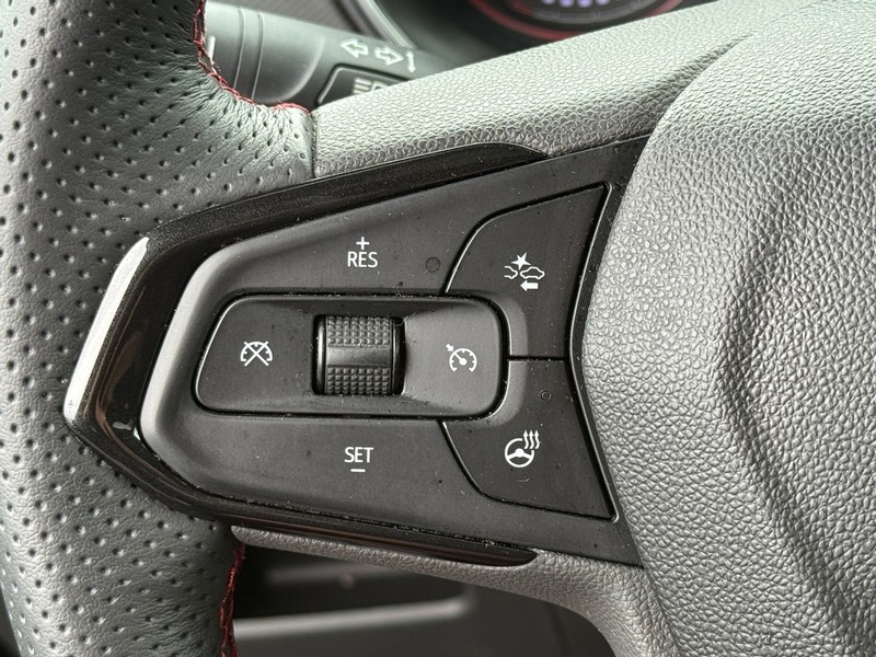 Chevrolet Trailblazer Vehicle Image 16