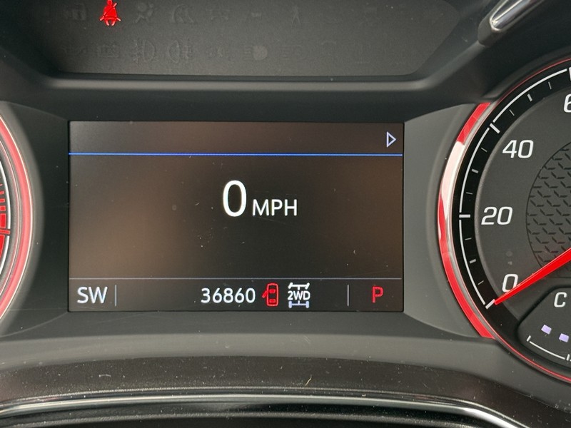 Chevrolet Trailblazer Vehicle Image 18