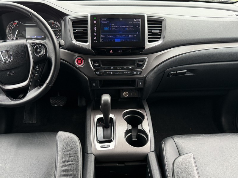 Honda Pilot Vehicle Image 11
