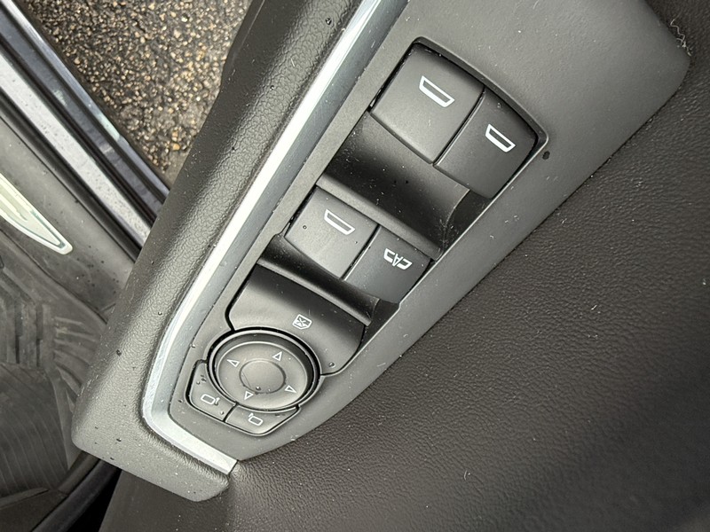 Chevrolet Silverado 1500 Vehicle Image 22