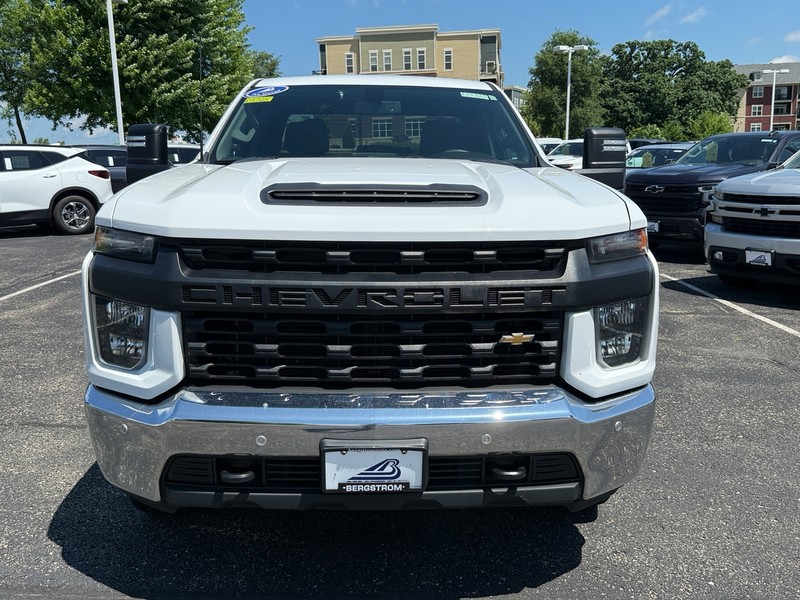 Chevrolet Silverado 2500HD Vehicle Image 09