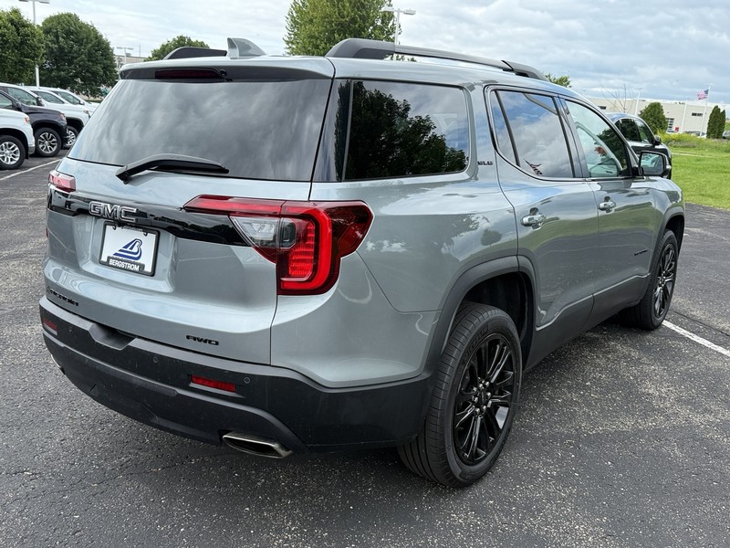 GMC Acadia Vehicle Image 03