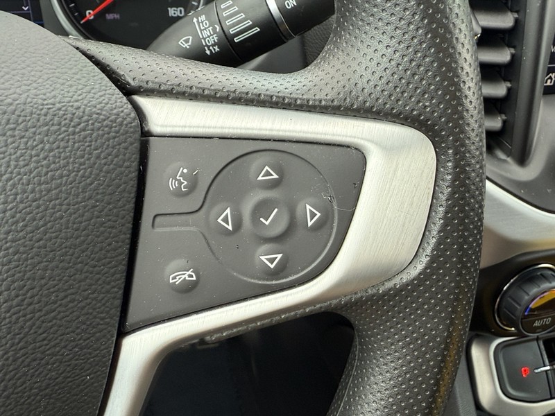 GMC Acadia Vehicle Image 17