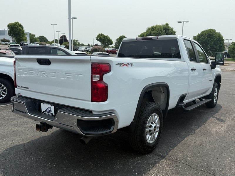 Chevrolet Silverado 2500HD Vehicle Image 03