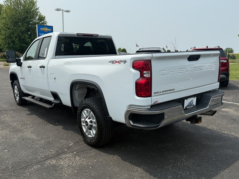 Chevrolet Silverado 2500HD Vehicle Image 06