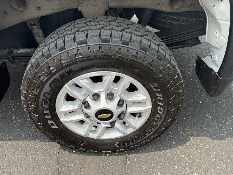 Chevrolet Silverado 2500HD Vehicle Image 07