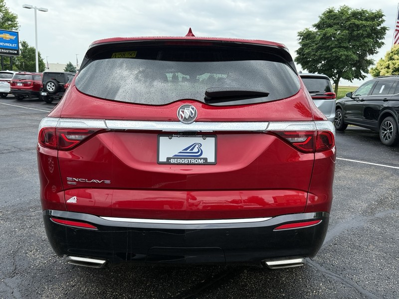 Buick Enclave Vehicle Image 04