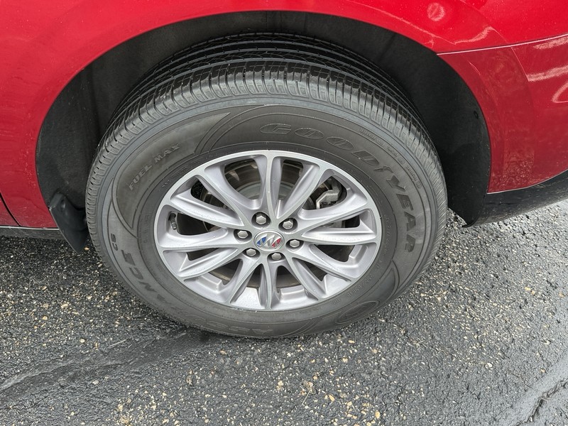 Buick Enclave Vehicle Image 06