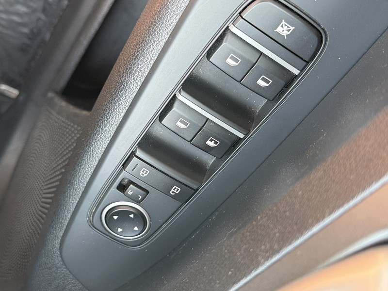 Kia Forte Vehicle Image 19