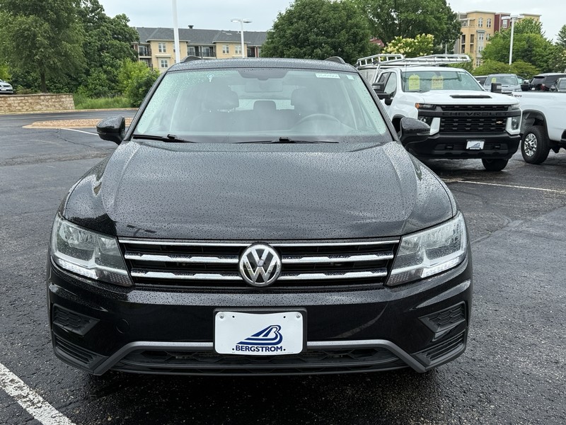 Volkswagen Tiguan Vehicle Image 08