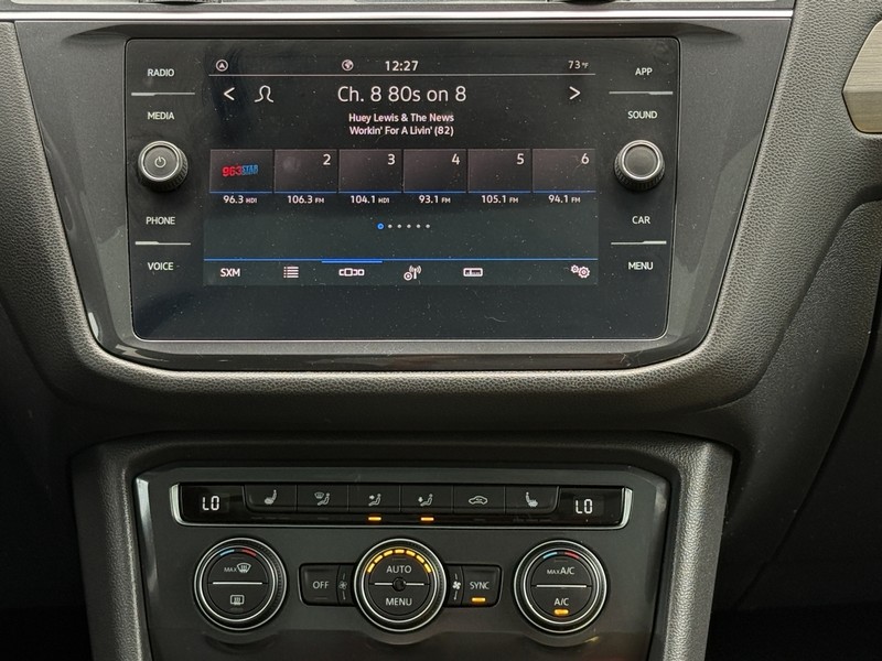 Volkswagen Tiguan Vehicle Image 11