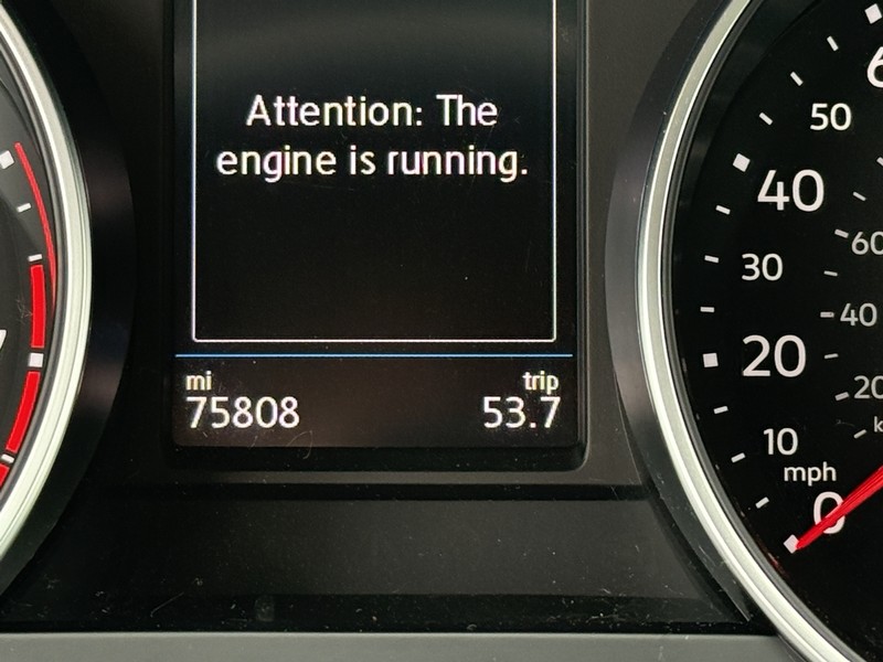 Volkswagen Tiguan Vehicle Image 17
