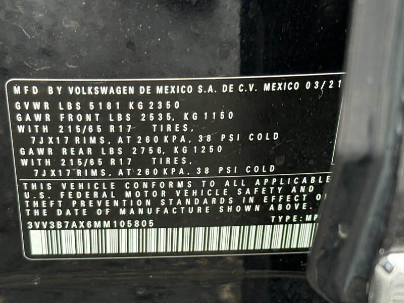 Volkswagen Tiguan Vehicle Image 22