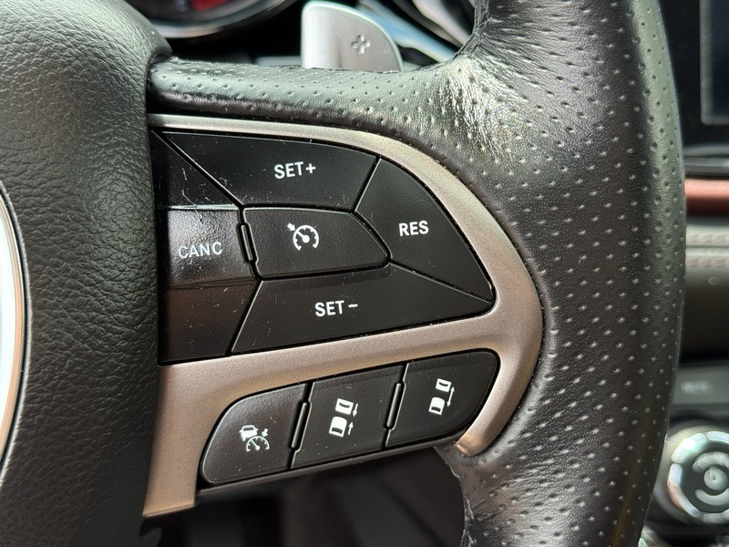 Dodge Durango Vehicle Image 18