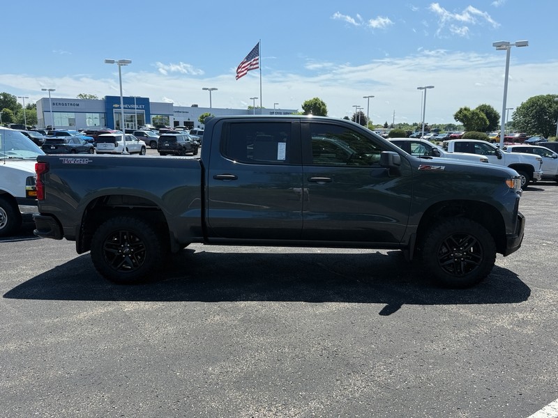 Chevrolet Silverado 1500 Vehicle Image 02