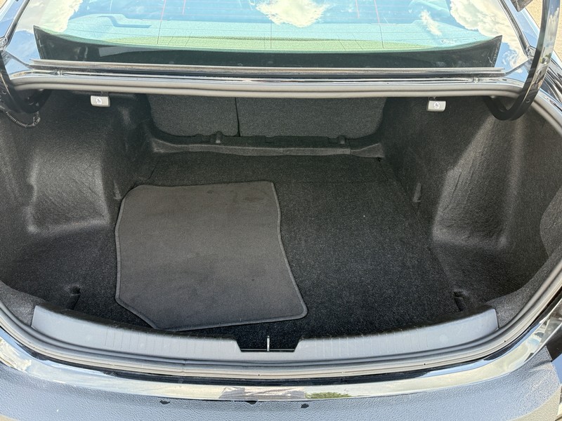 Chevrolet Malibu Vehicle Image 05